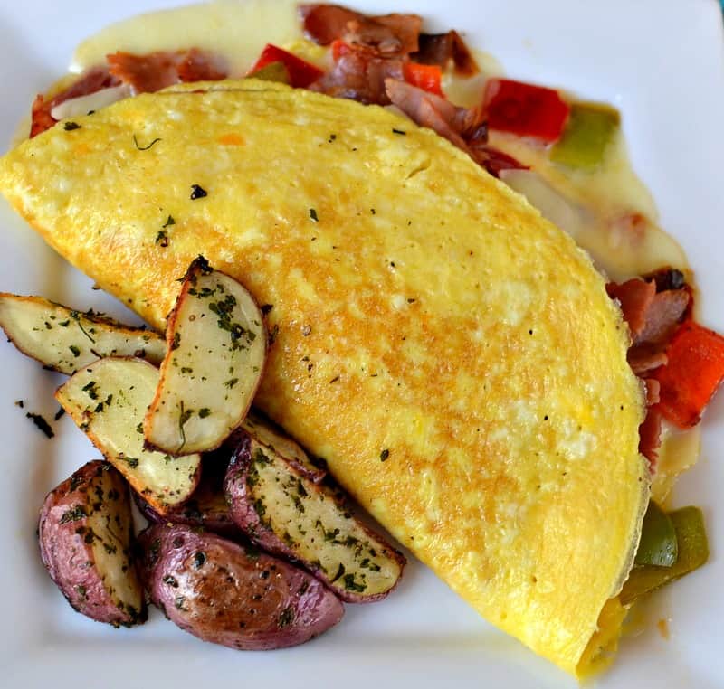 Whats in a Denver Omelette?