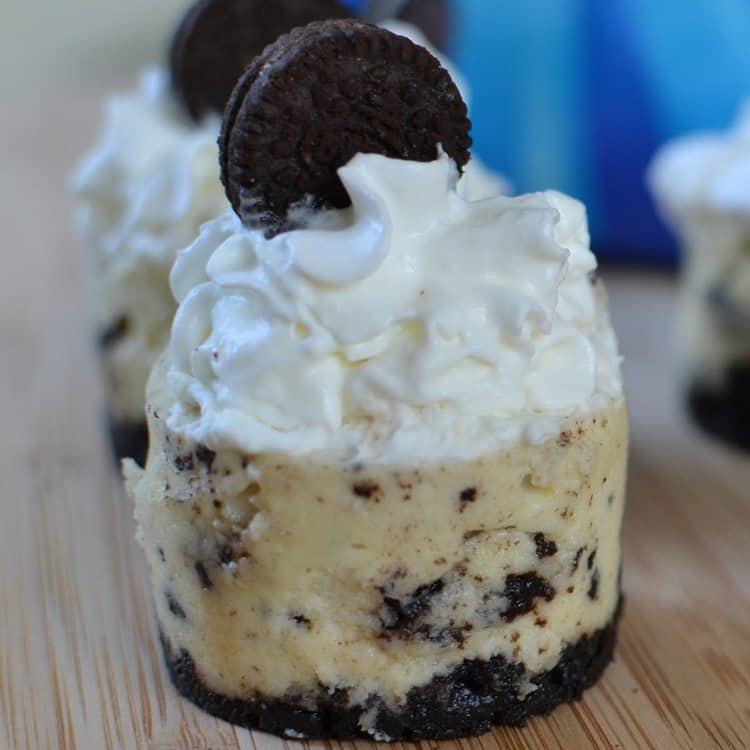Secret Recipe Oreo Cheesecake Mini Oreo Cheesecakes | Small Town Woman