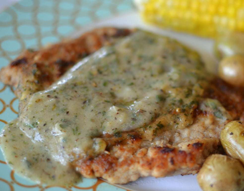 Pan Fried Cube Steak with Herb Gravy (2)-001