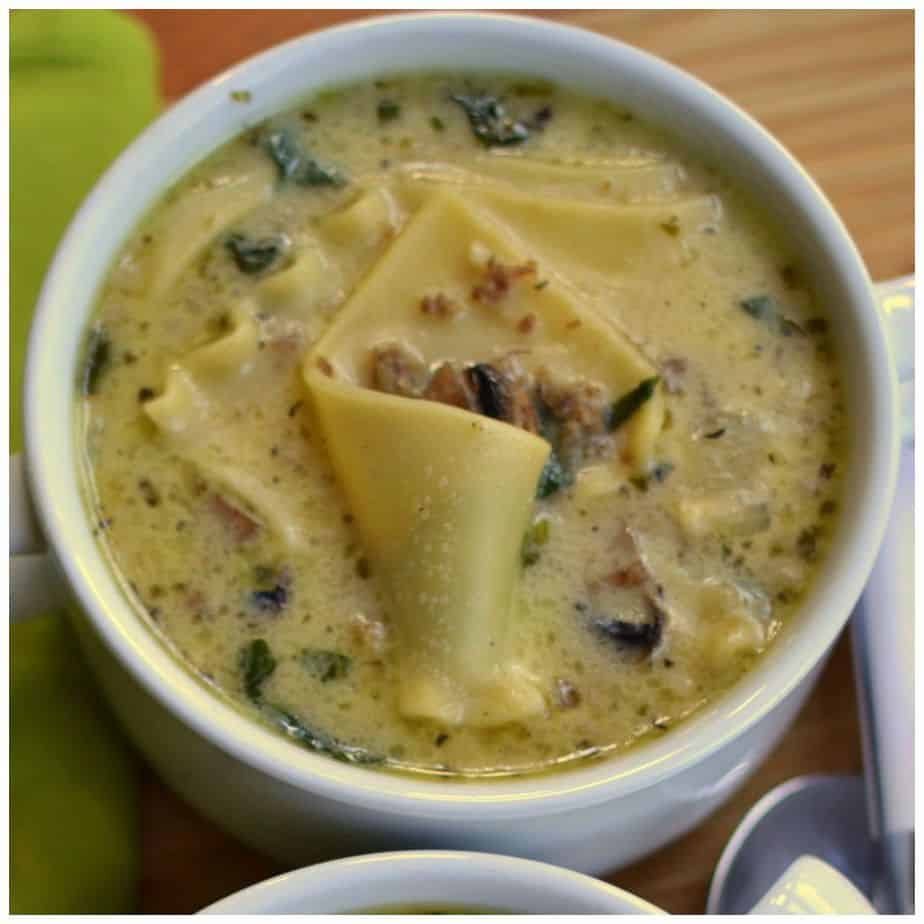 Creamy Bacon Spinach Tortellini Soup