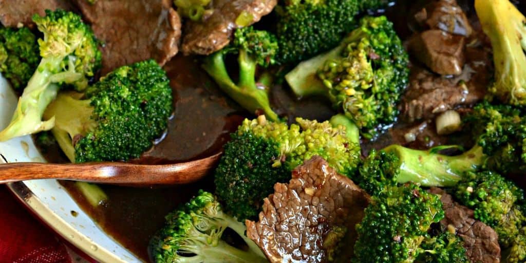 Easy Beef and Broccoli | Small Town Woman