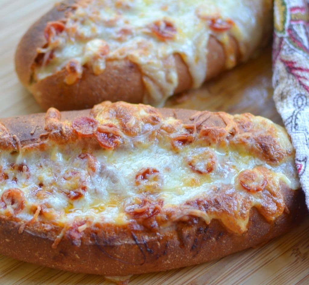 Cheesy Sausage Pizza Stuffed Rolls Small Town Woman