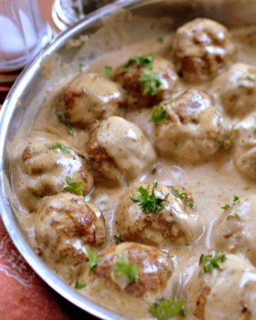 Turkey Meatballs in Easy Cream Sauce