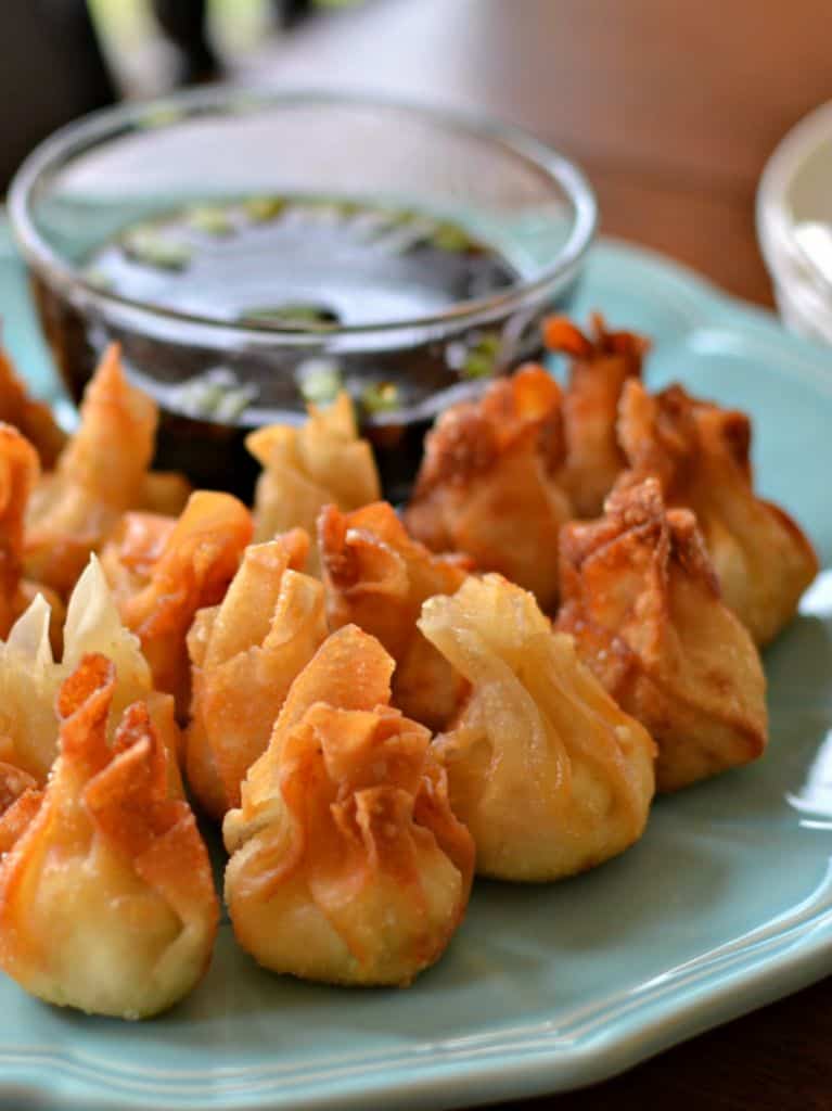 These better-than-Chinese take-out Cream Cheese Wontons are filled with cream cheese, chicken, Pepper Jack, and a perfect blend of spices. 