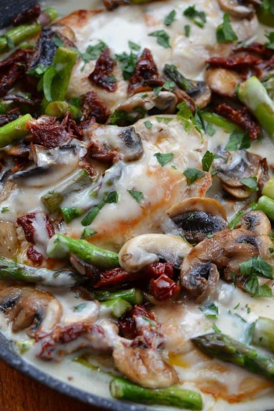 Easy Creamy Chicken Mushroom Asparagus Skillet | Small Town Woman