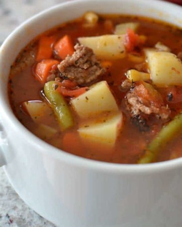 Homemade Vegetable Soup with Hamburger