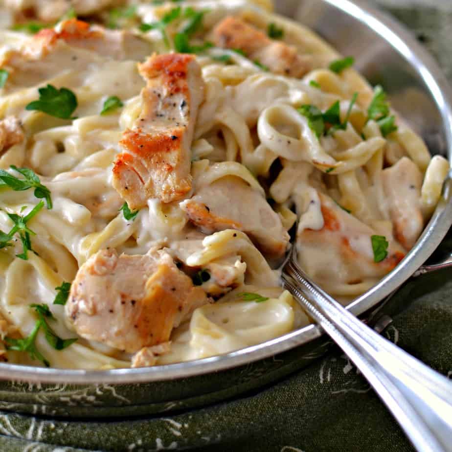 Easy Skillet Chicken Alfredo Pasta Small Town Woman