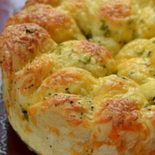 Cheddar Pull Apart Bread
