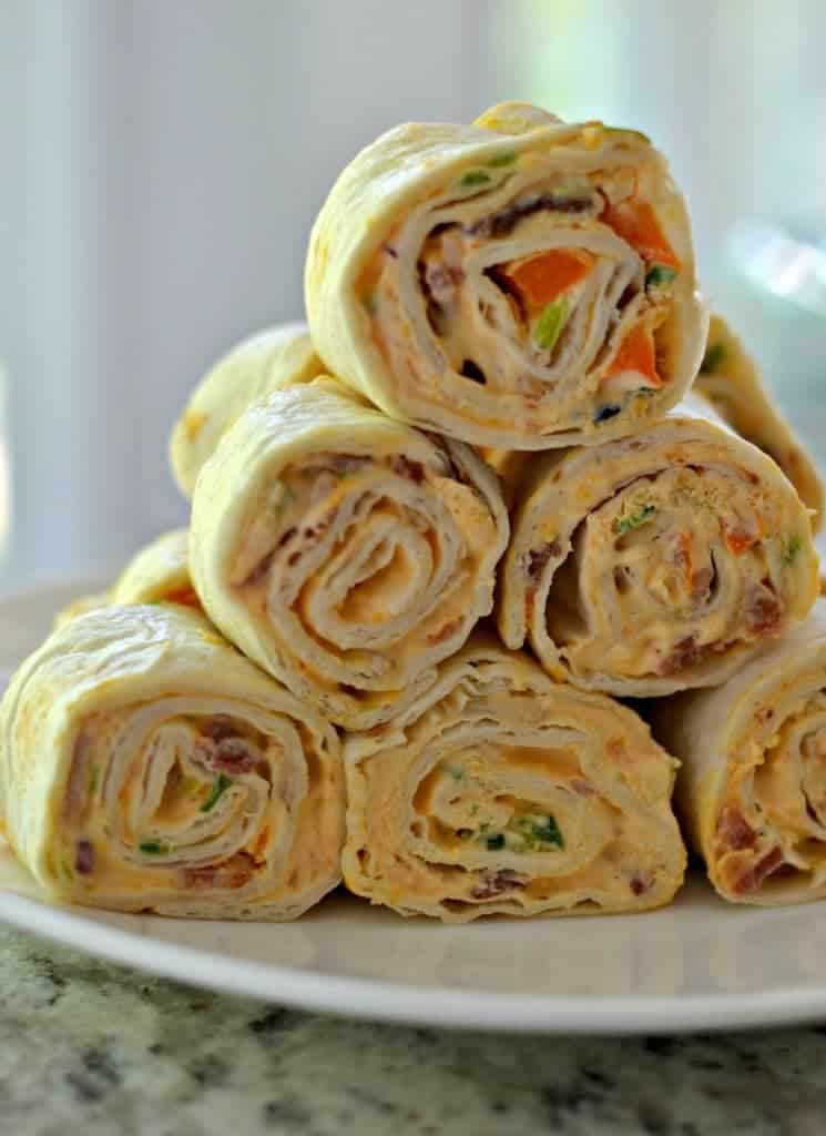 Jalapeno Popper Pinwheel Recipe - Small Town Woman