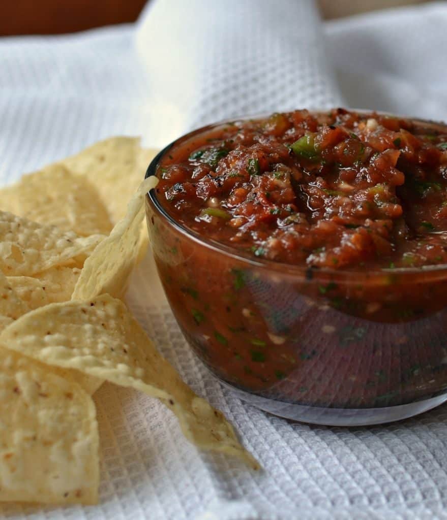 5 Minute Mouthwatering Fresh Salsa Recipe