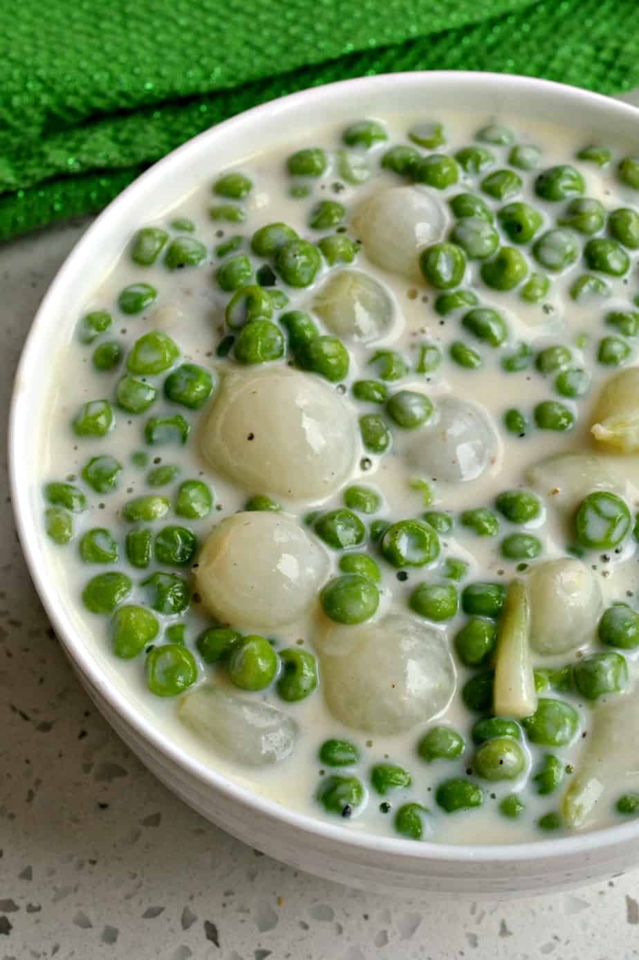 Ooit Beer explosie Creamed Peas with Pearl Onions - Small Town Woman