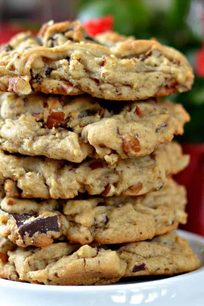 Homemade Chocolate Chip Cookies - Small Town Woman