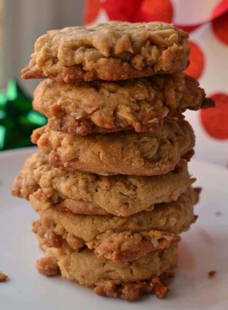 Perfect soft and sweet oatmeal peanut butter cookies are buttery, melt-in-your-mouth goodness