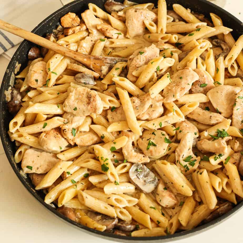 Chicken Mushroom Pasta (Quick and Easy)