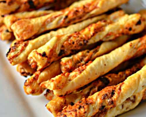 How to Make Cheese Straws
