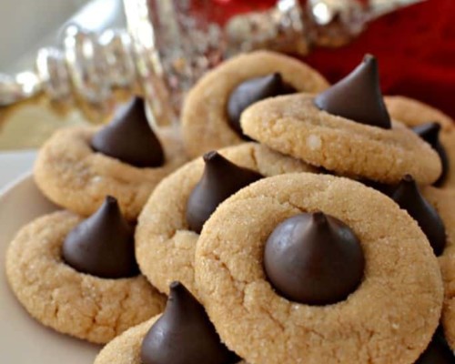 Hershey Peanut Butter Blossom Cookies