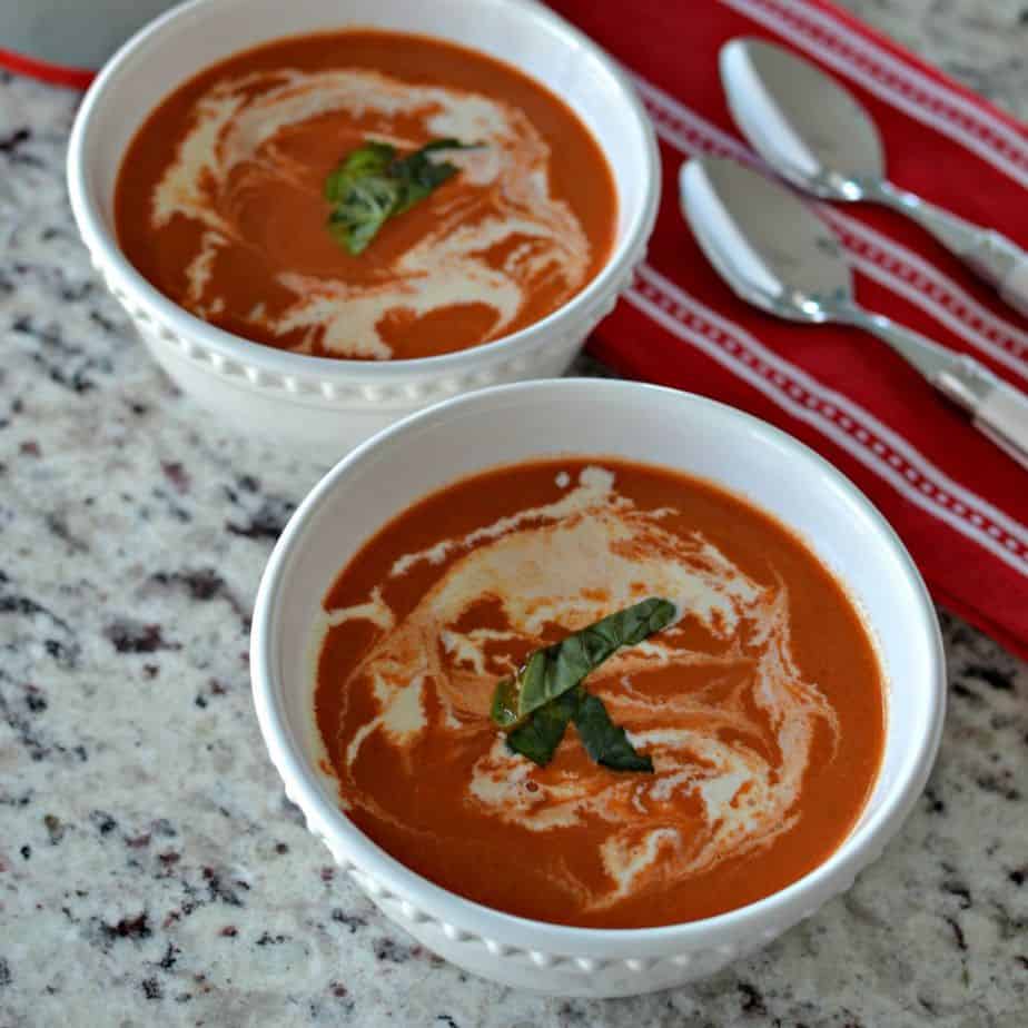 This creamy tomato bisque soup is a warm and comforting one-pot meal