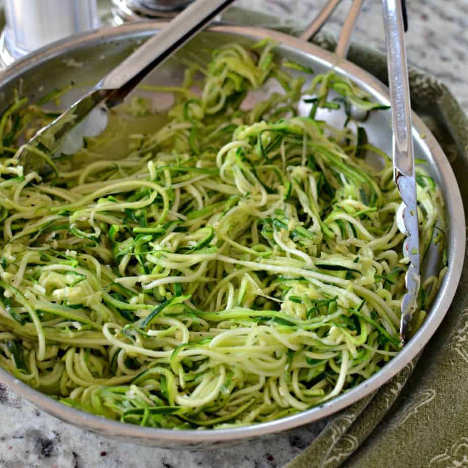 Zucchini Noodles - A Super Easy Alternative to Pasta