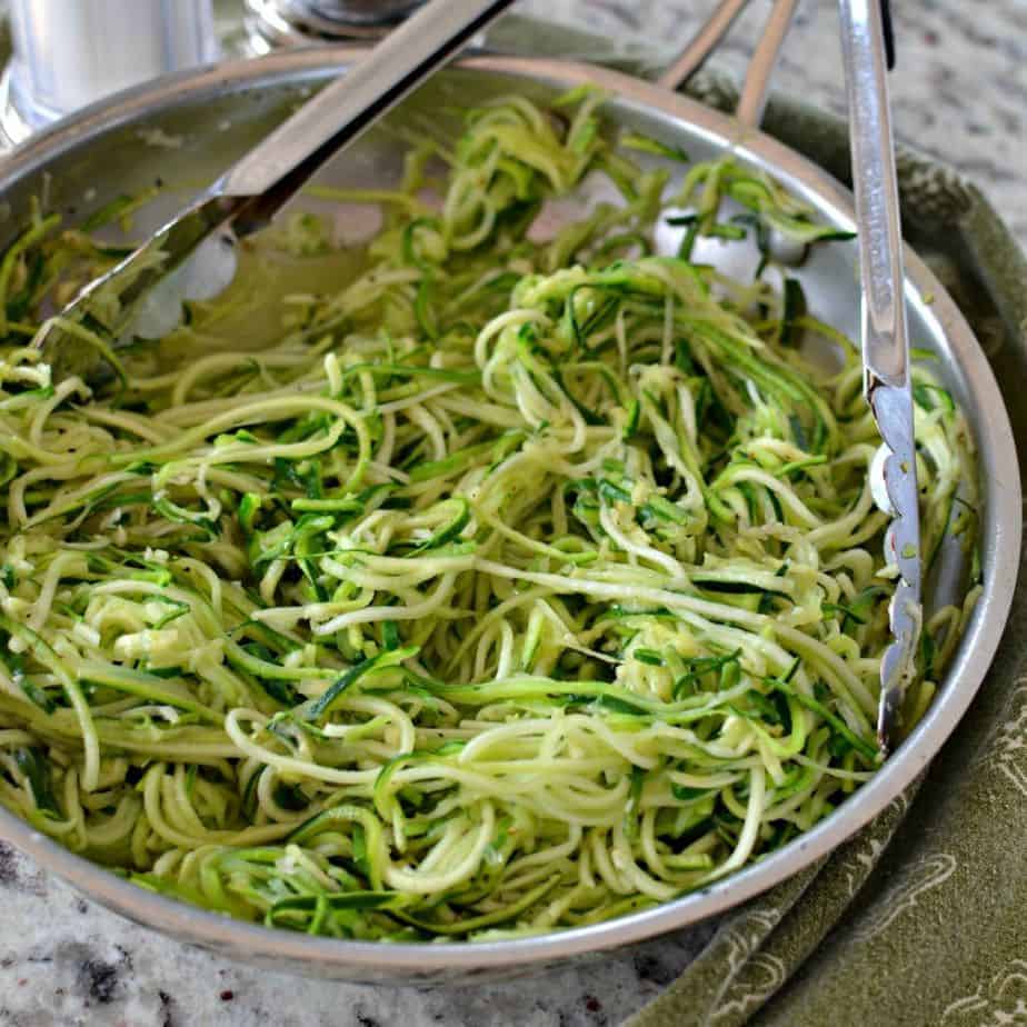 How to make Zucchini Noodles | Small Town Woman