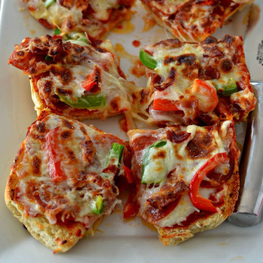 Change up the toppings on this French Bread Pizza for added variety and picky eaters.
