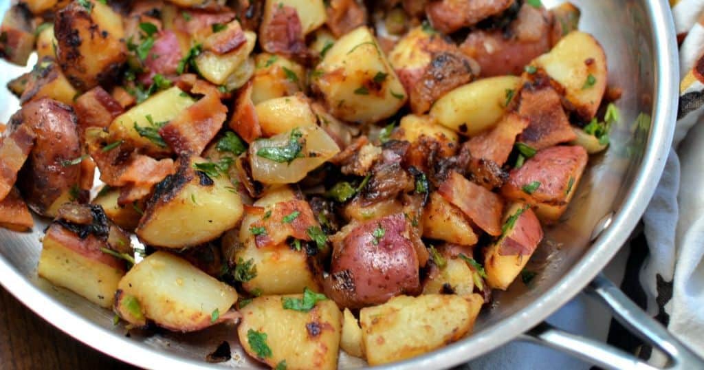 Easy Skillet German Potato Salad (vinegar based with bacon)