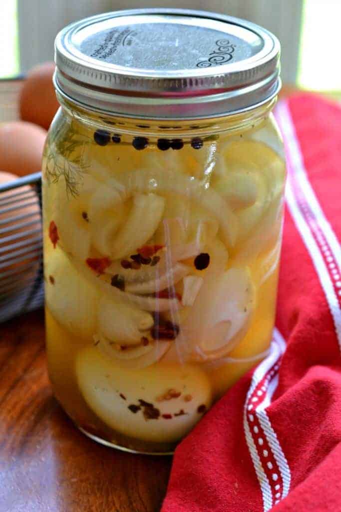 Grandmas Pickled Eggs (A Quick and Easy Family Tradition)