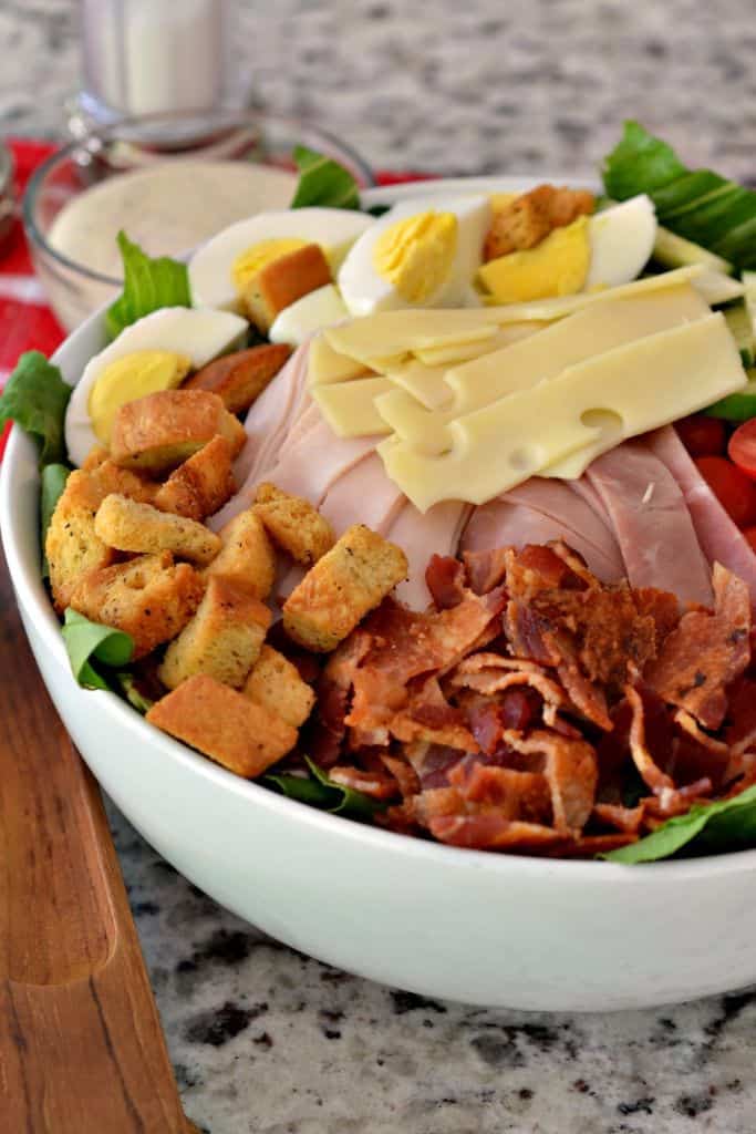 This main meal Chef Salad salad is perfect for those busy spring nights and hot summer days.