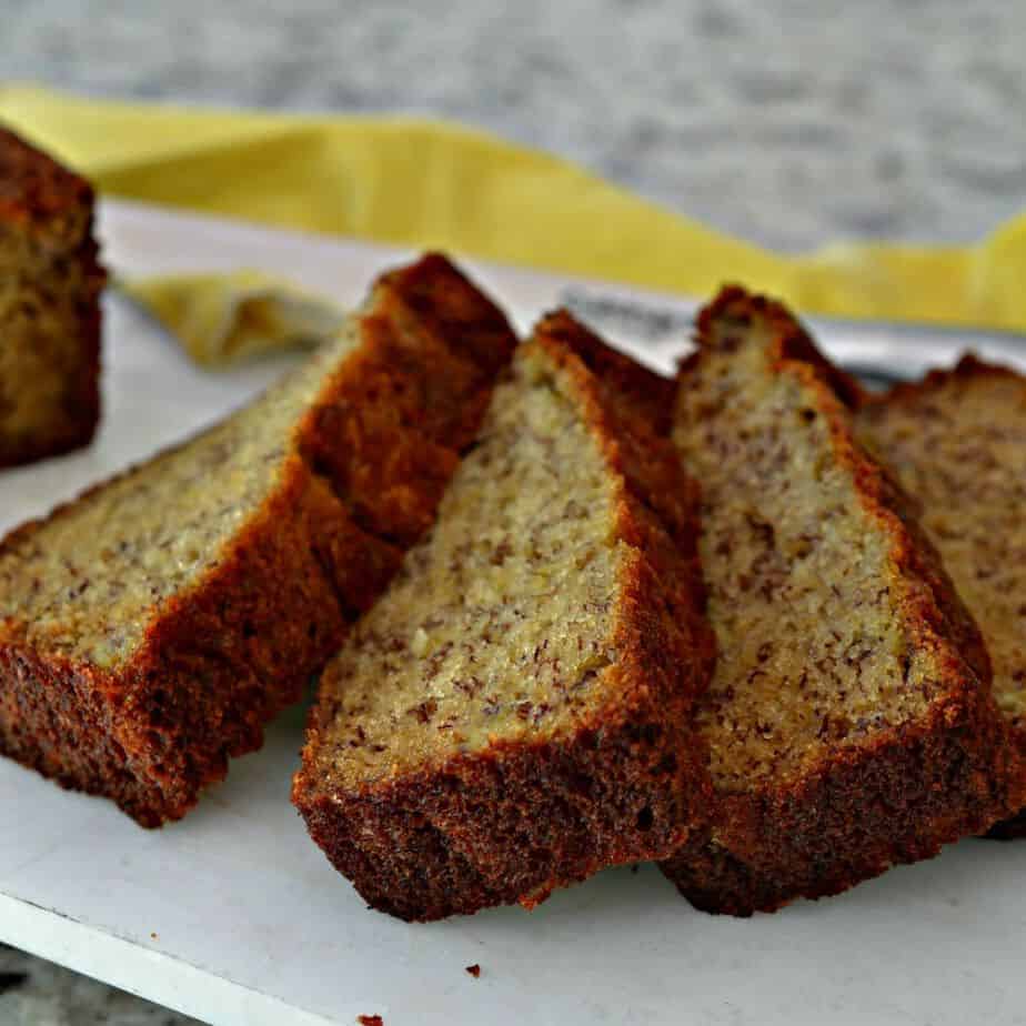 Quick & Easy Banana Bread Recipe | Small Town Woman