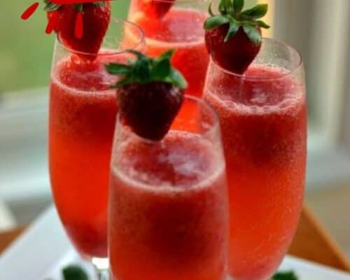 Easy Frosty Strawberry Mimosas