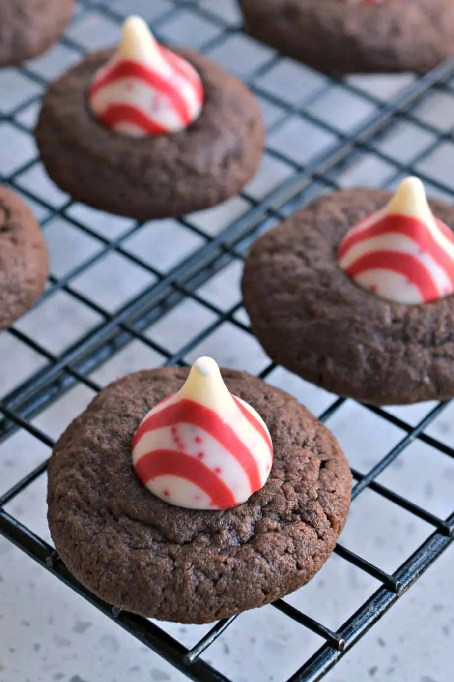 These Christmas Peppermint Chocolate Thumbprint Cookies are family friendly, easy to make and so delectable.