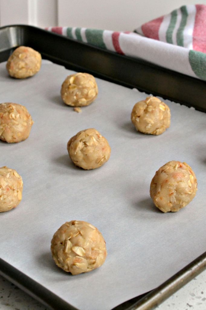 For oatmeal and coconut lovers these Anzac Biscuits are a must try. 