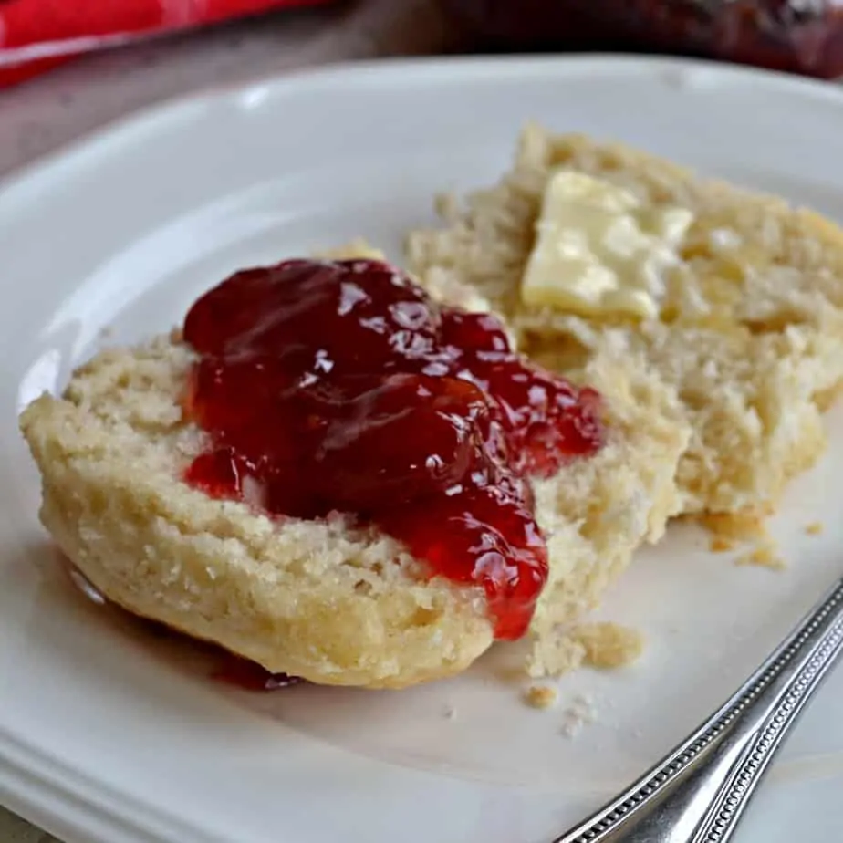 Fun and easy fluffy buttery 7 Up Biscuits can be prepped in about ten minutes using four simple ingredients. 