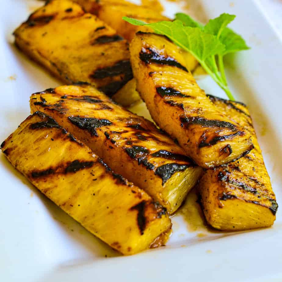Grilled Pineapple Recipe with Brown Sugar and Cinnamon
