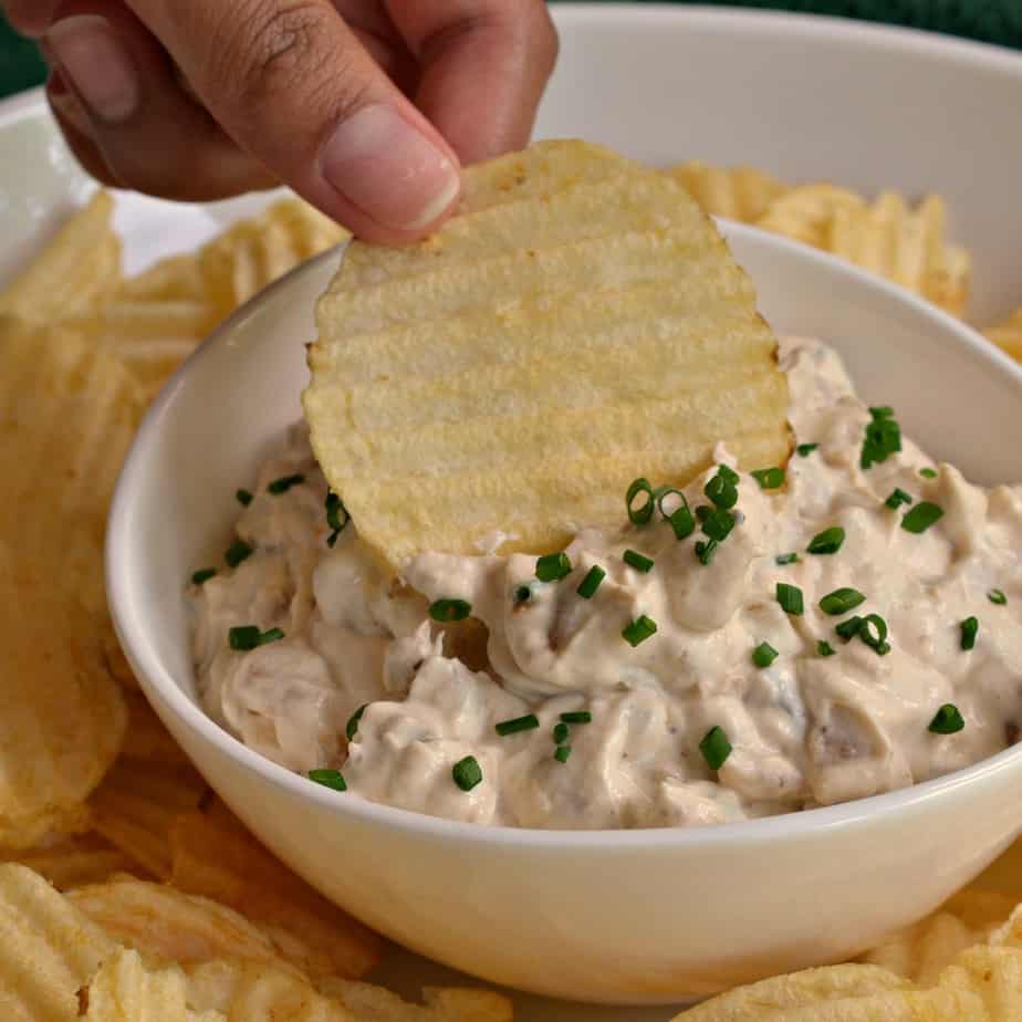 This delicious and easy caramelized French Onion Dip is perfect for all your entertaining. 