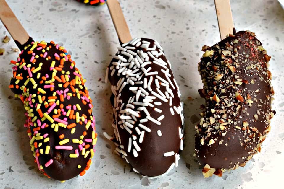 Kids just love these delectable Frozen Banana Pops. 