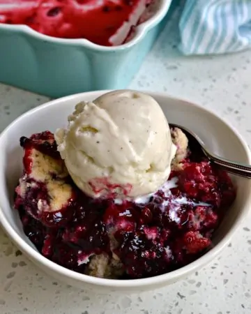 Blackberry Cobbler