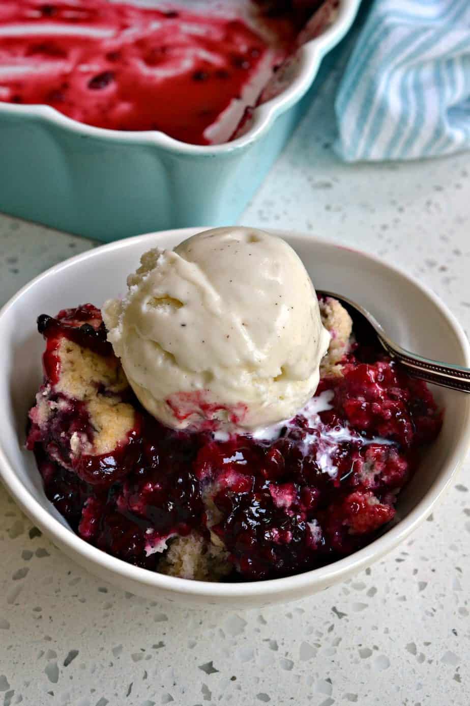 This delectable Blackberry Cobbler combines fresh blackberries with a hint of cinnamon and a flaky buttery biscuit topping.