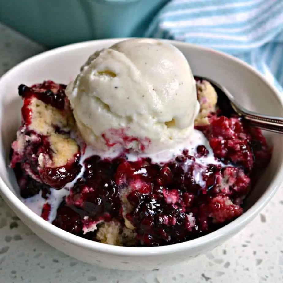 Blackberry Cobbler