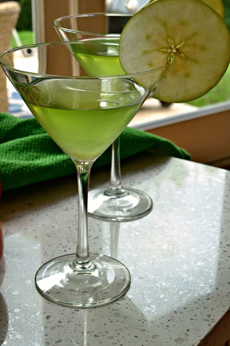 This appletini takes minutes to prepare leaving you plenty of time to socialize with friends. 