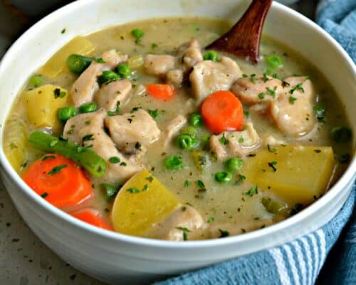 Easy Chicken and Vegetable Stew Recipe | Small Town Woman