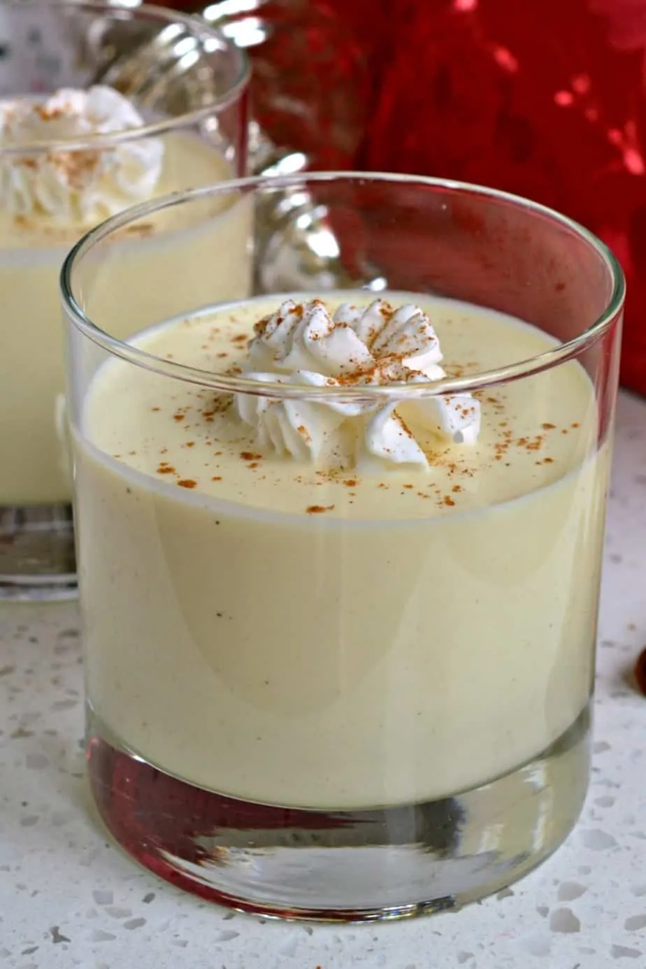 A creamy easy to make homemade eggnog recipe with nutmeg, cinnamon and a pinch of ground cloves.