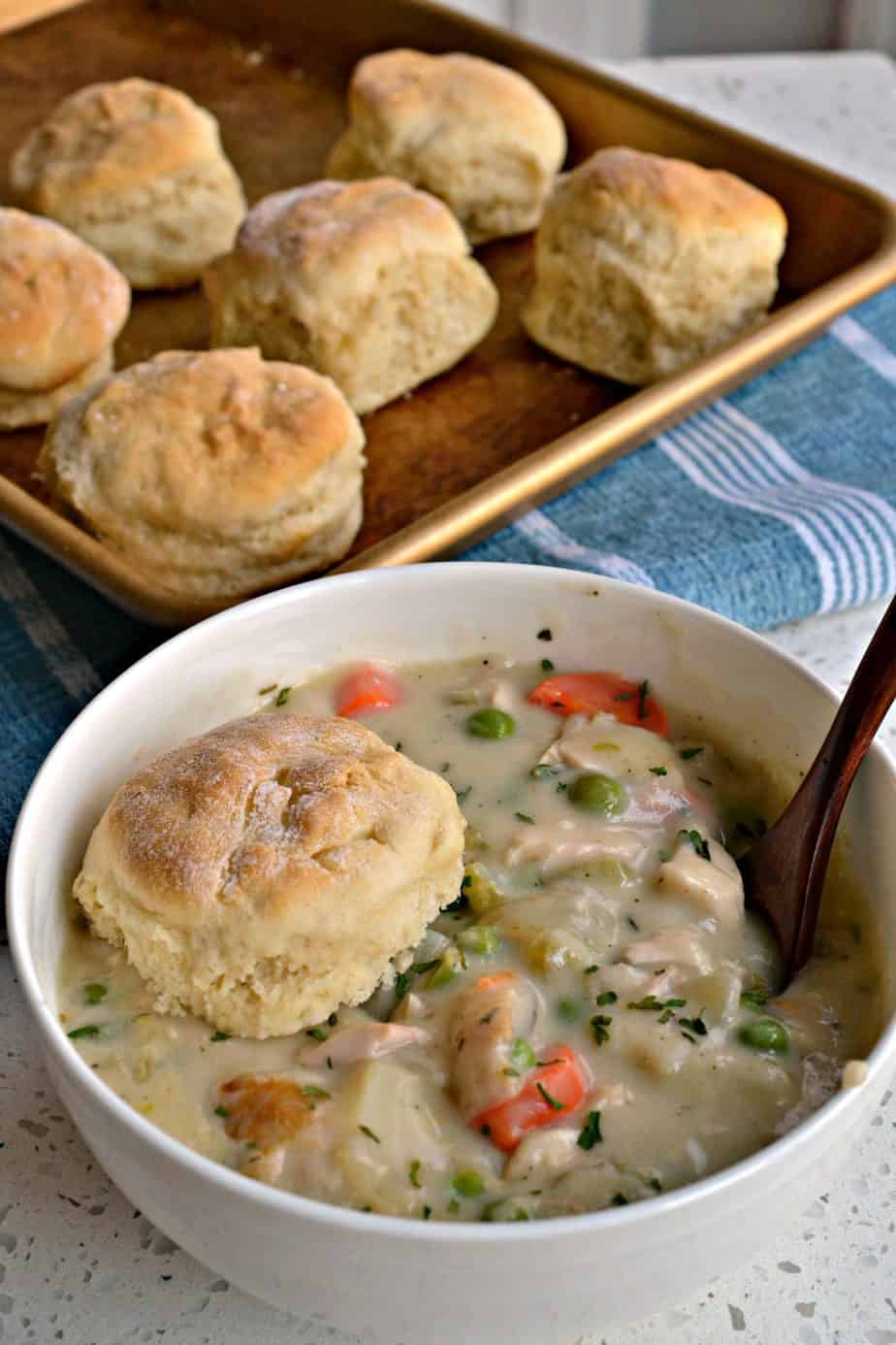 Your family and friend are going to love this one pot easy and delectable Chicken Pot Pie Soup