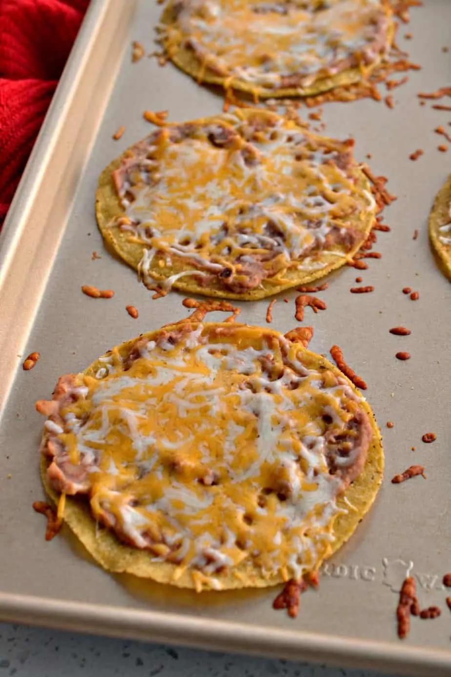 There is just no denying all the wonderful flavor in these Tex Mex chicken tostadas,.