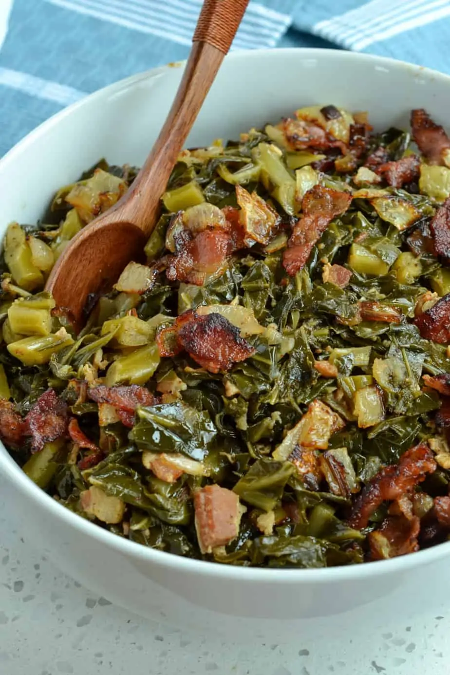 Easy Southern Collard Greens with bacon, onion and garlic. 