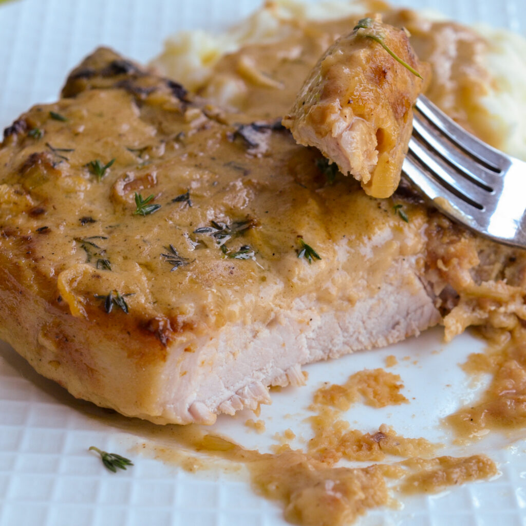 Pork Chops Smothered in Gravy