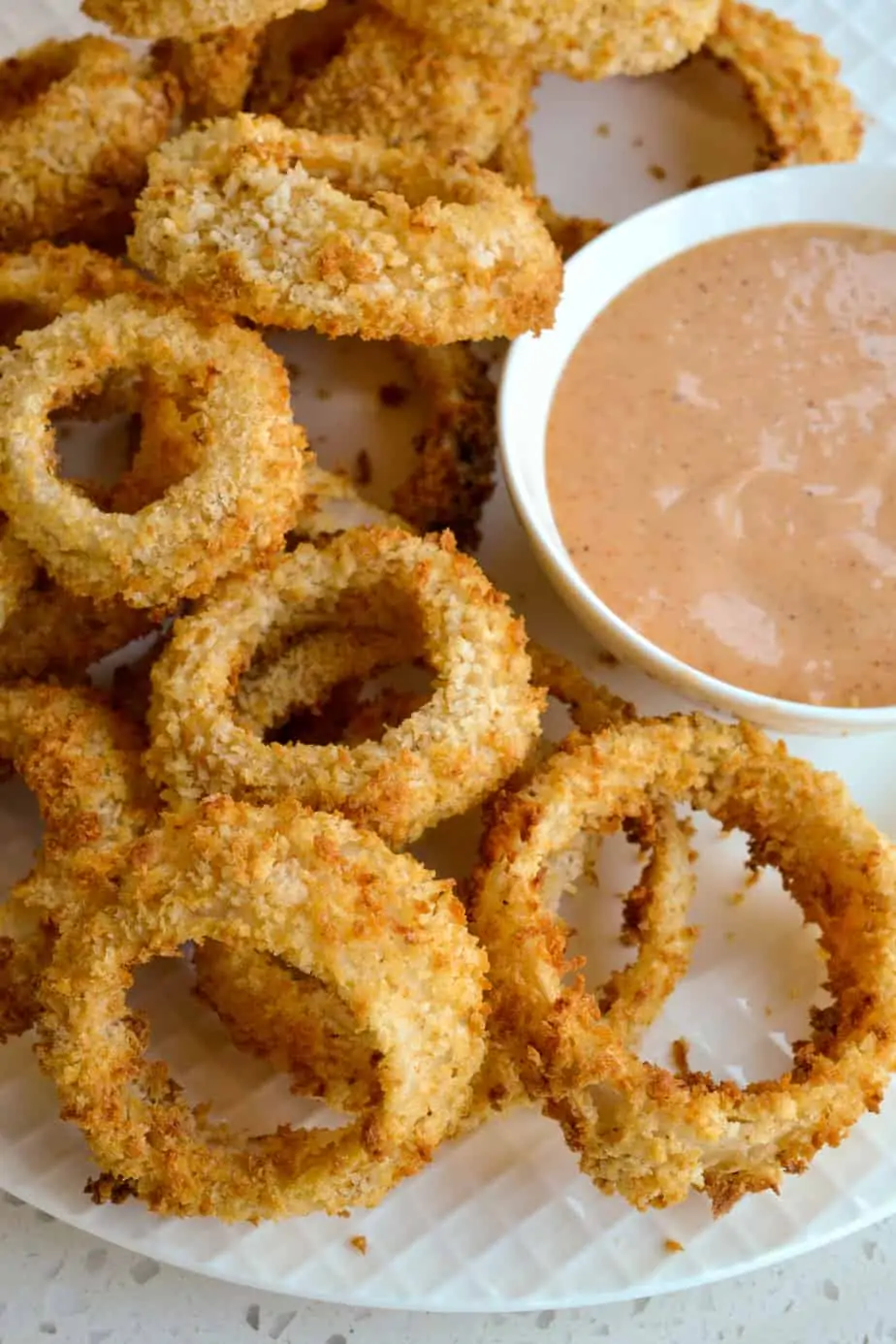 Crispy Onion Rings with Dipping Sauce (VIDEO) - NatashasKitchen.com