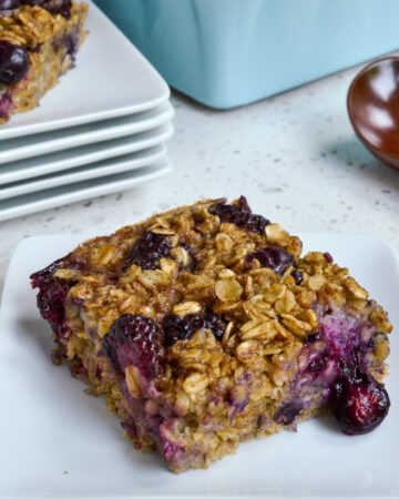 Baked oatmeal with blueberries and blackberries