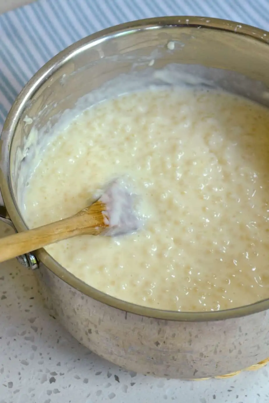 A pot full of warm tapioca pudding