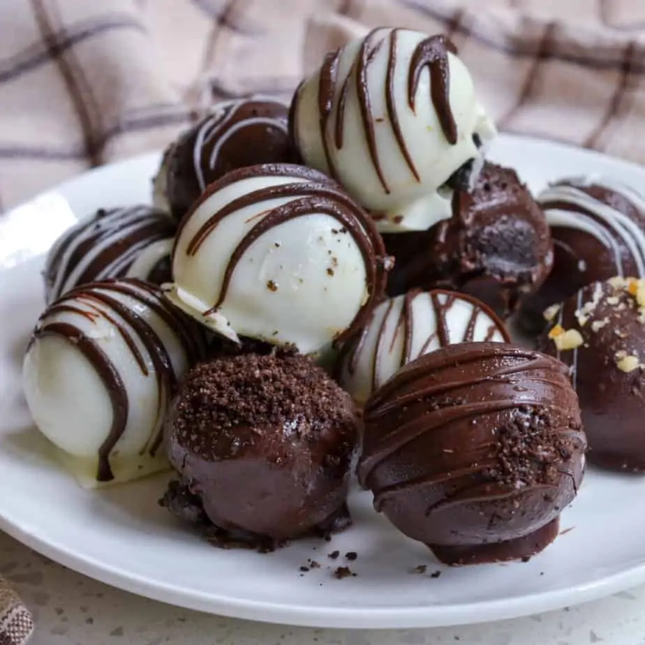 Homemade Chocolate Turtles Recipe