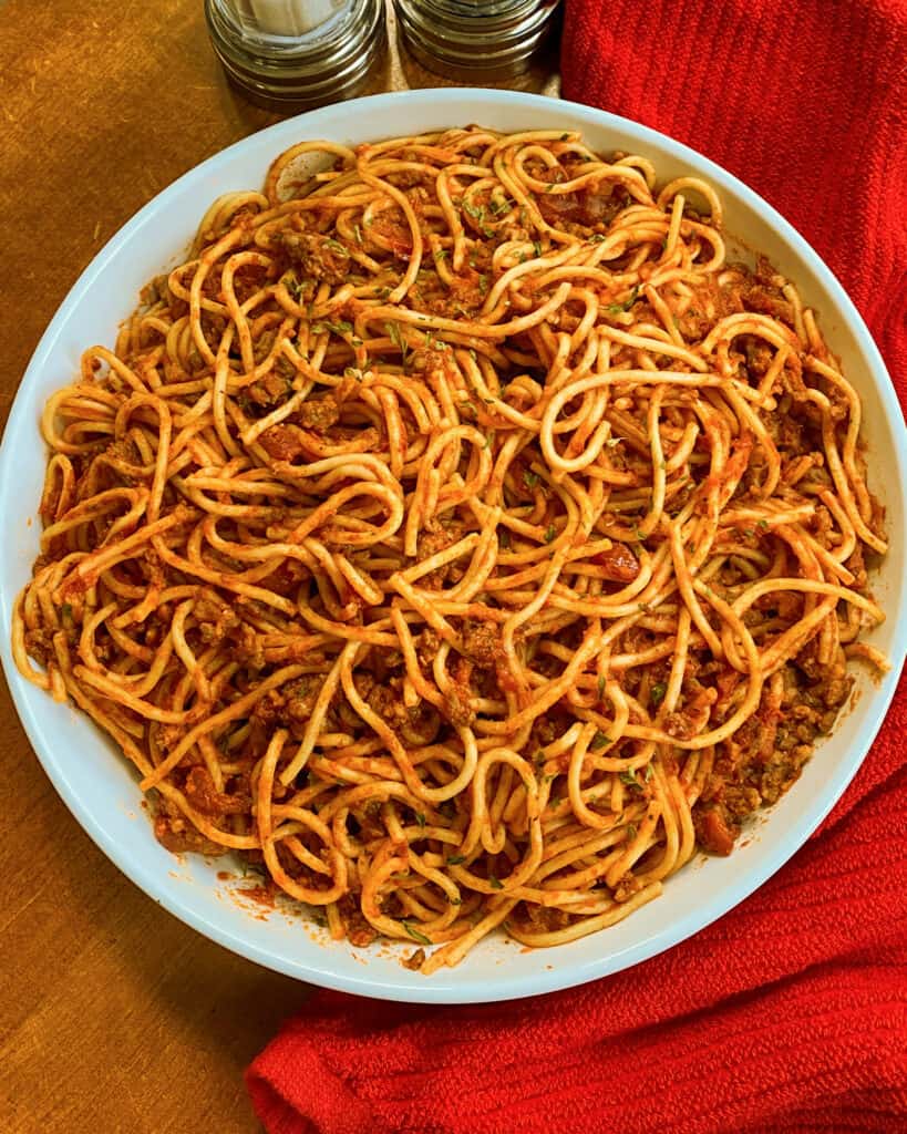A bowl full of instant pot spaghetti